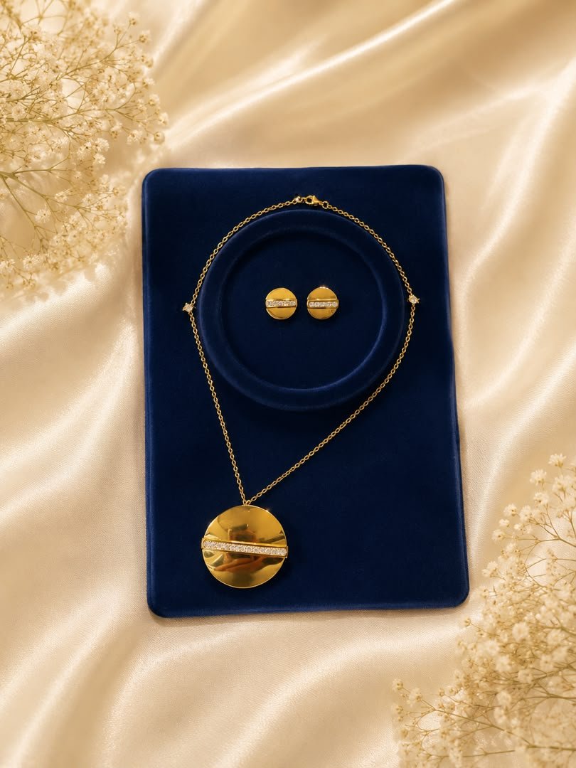 Golden Eclipse Jewelry Set